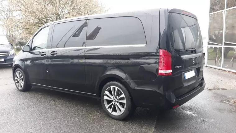 Trajet van Mercedes classe V 7 places dans région de Nantes, Nantes, GOLD VTC